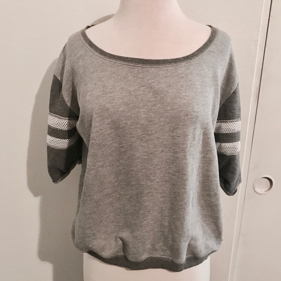 Off the shoulder Juicy Couture sweatshirt - Picture 2 of 3